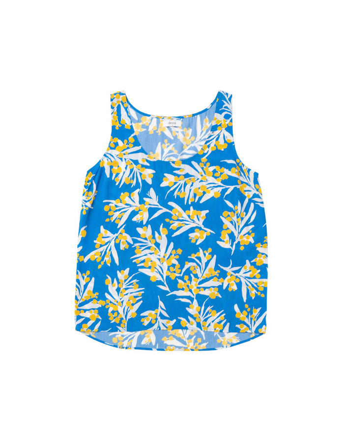 DEVOI Silvie tank top in Blue wattles print. Sleeveless, with a front scoop neckline. Front flat lay view.