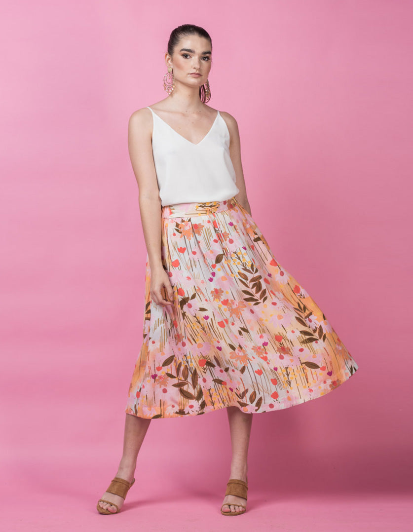 DEVOI Kathleen skirt in the pink Meadow printed linen. Front full view on model